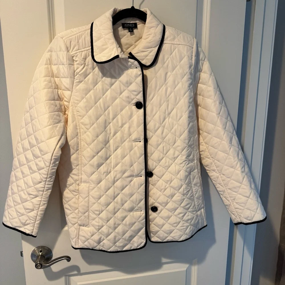 Jones New York Women's Off White Diamond-Quilted Tipped Jacket | M